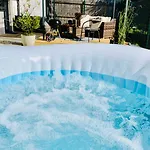 Exclusive Big Garden With Jacuzzi & Private Parking ترنافا