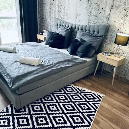 Exclusive Big Apartment Garden With Jacuzzi & Private Parking Apartamento *