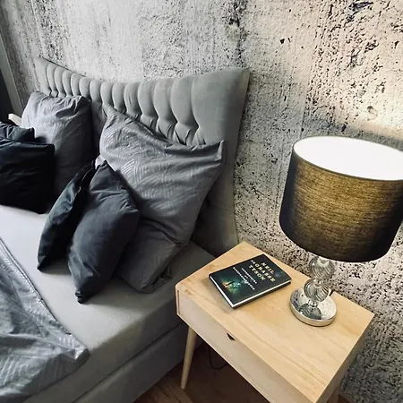 Exclusive Big Apartment Garden With Jacuzzi & Private Parking Trnava