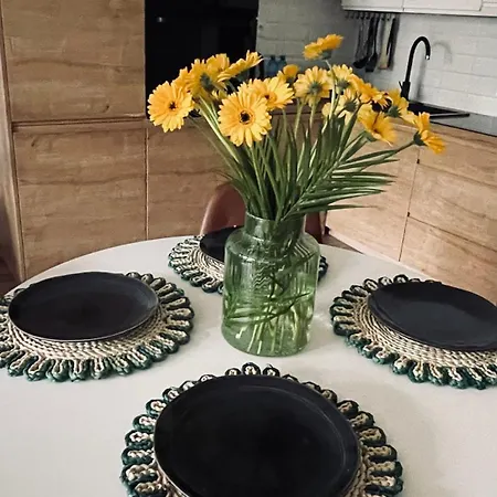 Lägenhet Exclusive Big Garden With Jacuzzi & Private Parking *