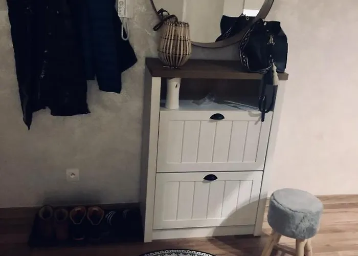 Apartmán Exclusive Big Garden With Jacuzzi & Private Parking *