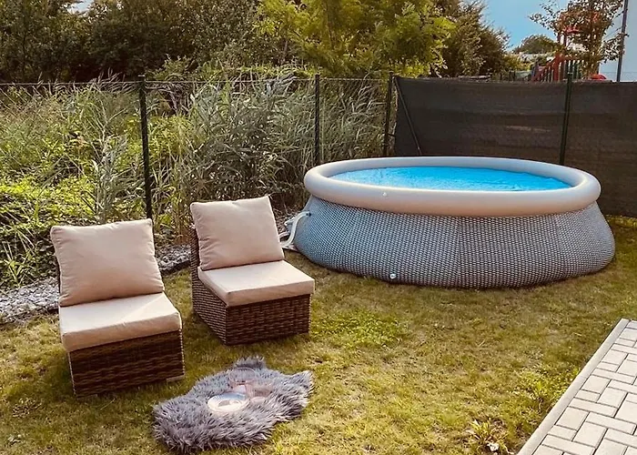 Exclusive Big Garden With Jacuzzi & Private Parking Apartman