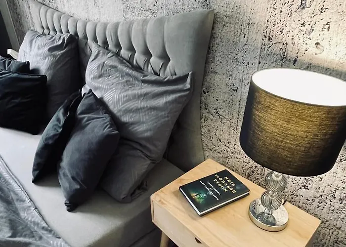 Exclusive Big Garden With Jacuzzi & Private Parking Nagyszombat