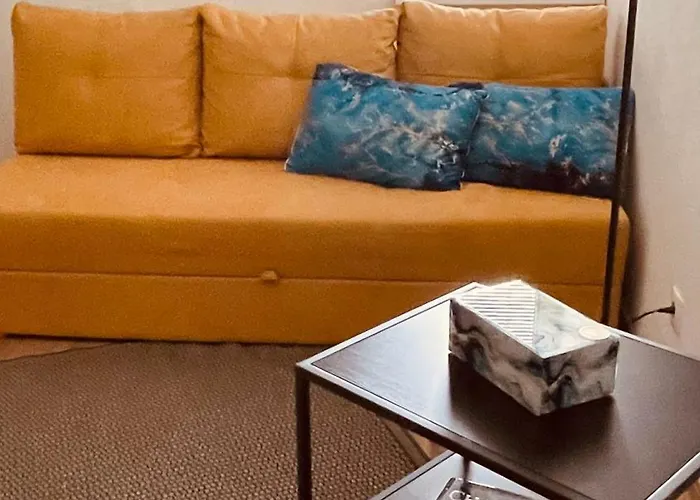 Exclusive Big Garden With Jacuzzi & Private Parking Apartmán *